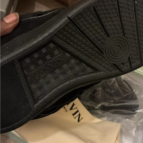 Lavin curb sneaker